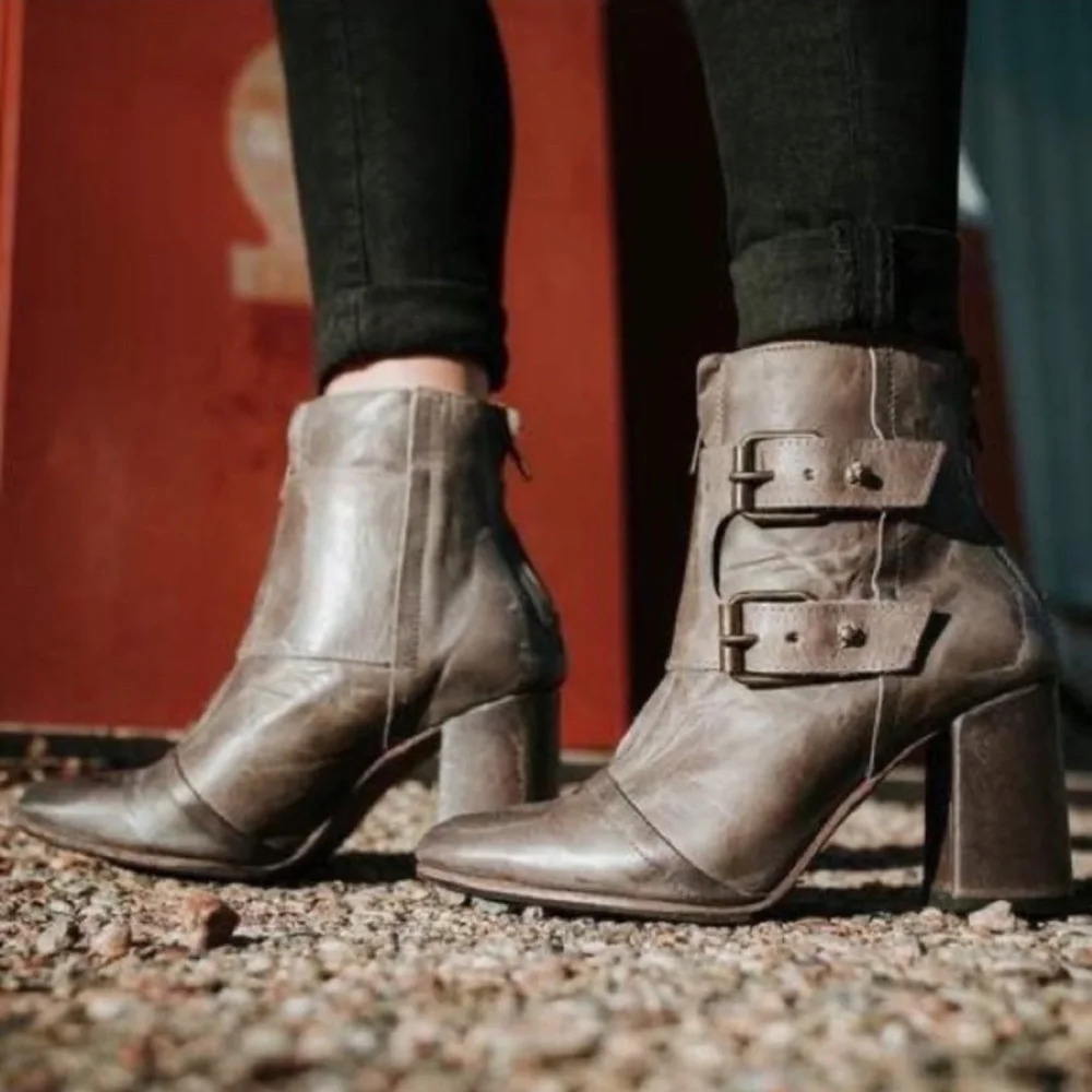 Freebird by Steven Joey Heeled Booties Size 8 EUC